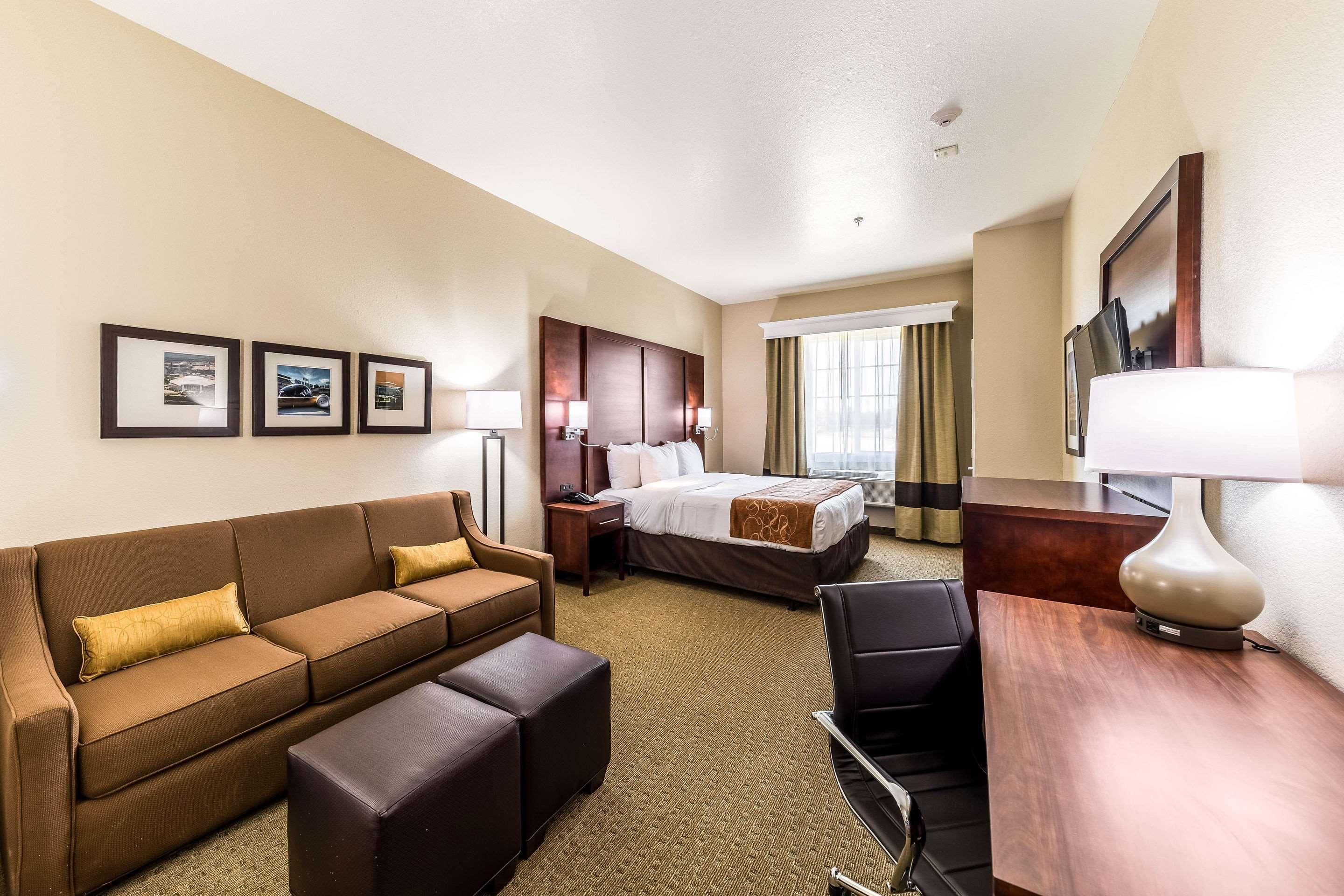 Comfort Suites Grand Prairie - Arlington North Екстериор снимка